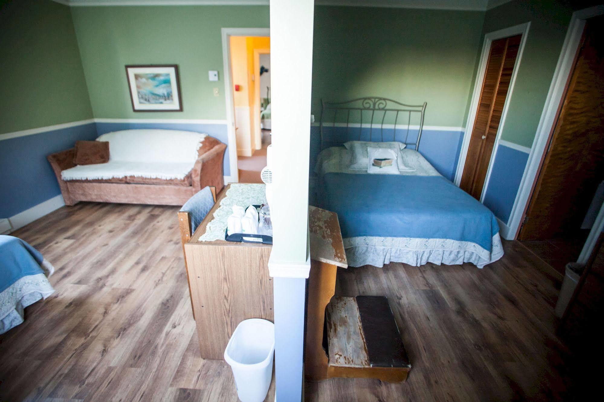 Auberge Presbytere Mont Lac-Vert Hébertville Eksteriør bilde